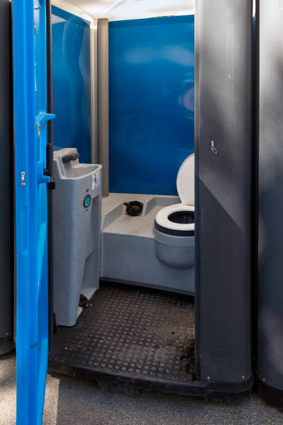 Best Portable restroom trailer rental  in Oak Park Heights, MN